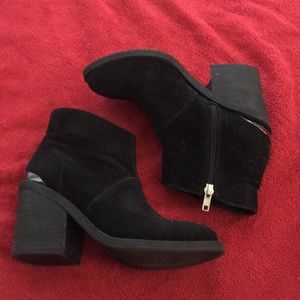 Steve Madden ankle boots